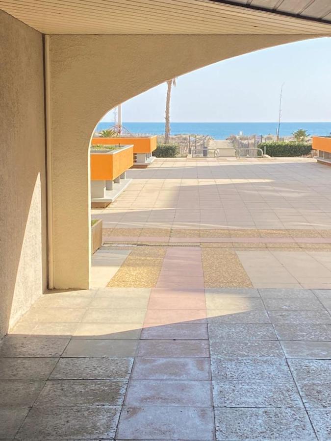 Appartement vue mer, direct plage, front de mer Le Barcarès Extérieur photo